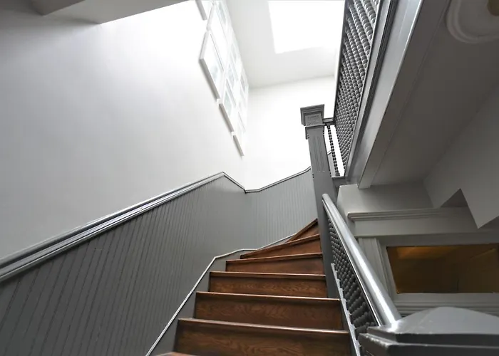 Penthouse Level, Stunning Wrigley